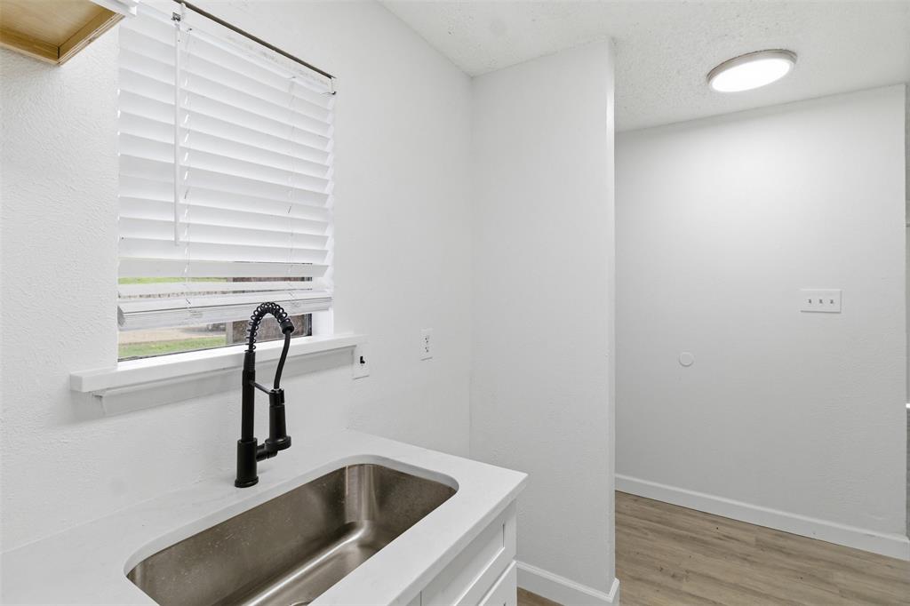 Windtree Condos - Residential