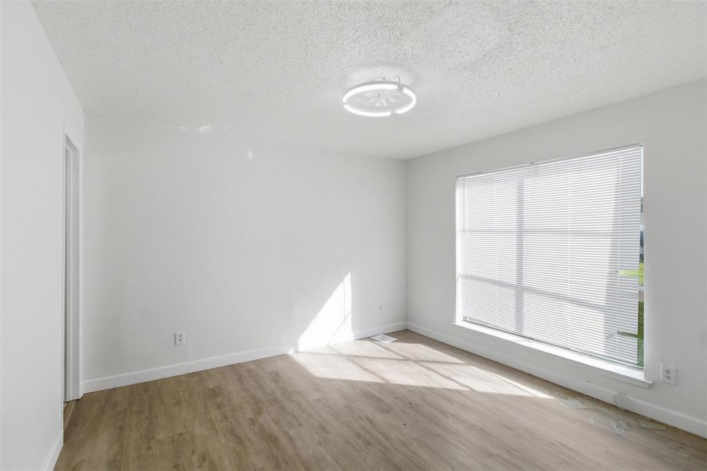 Windtree Condos - Residential