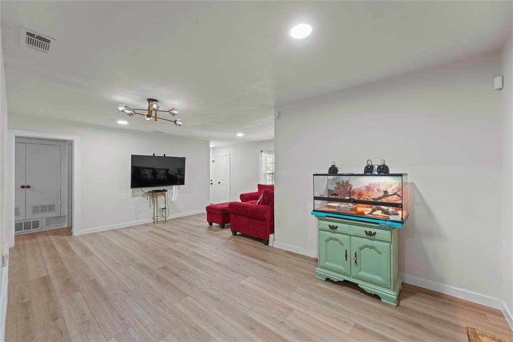 Bruton Terrace - Residential