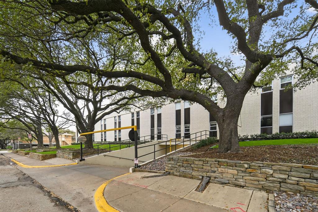 Preston Tower Condominium - Residential