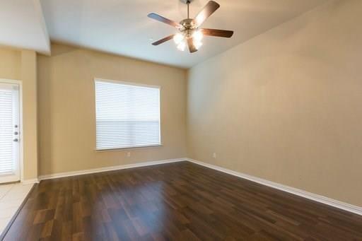 The Twnhms At Continental S - Residential