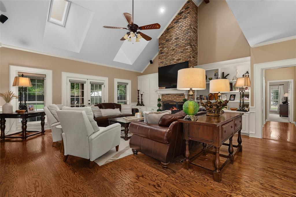 Shadow Ridge Estate - Residential