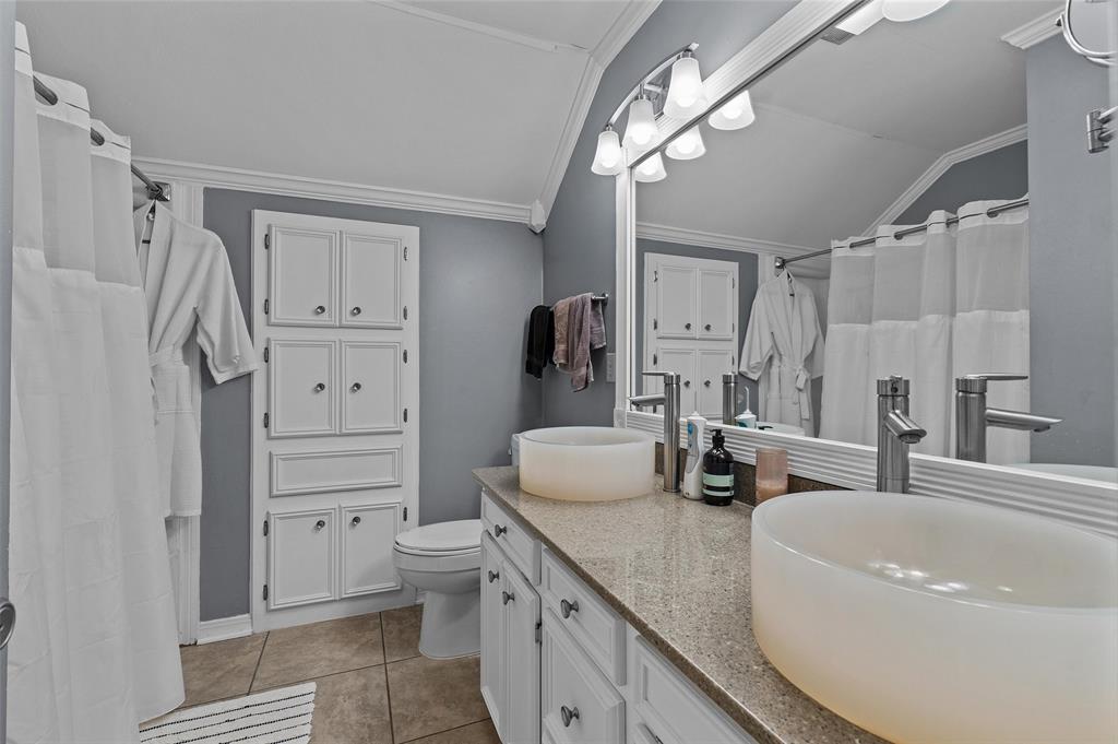Shadow Ridge Estate - Residential