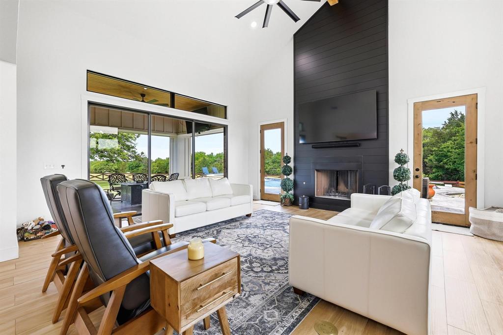 Tinsley Tam - Residential