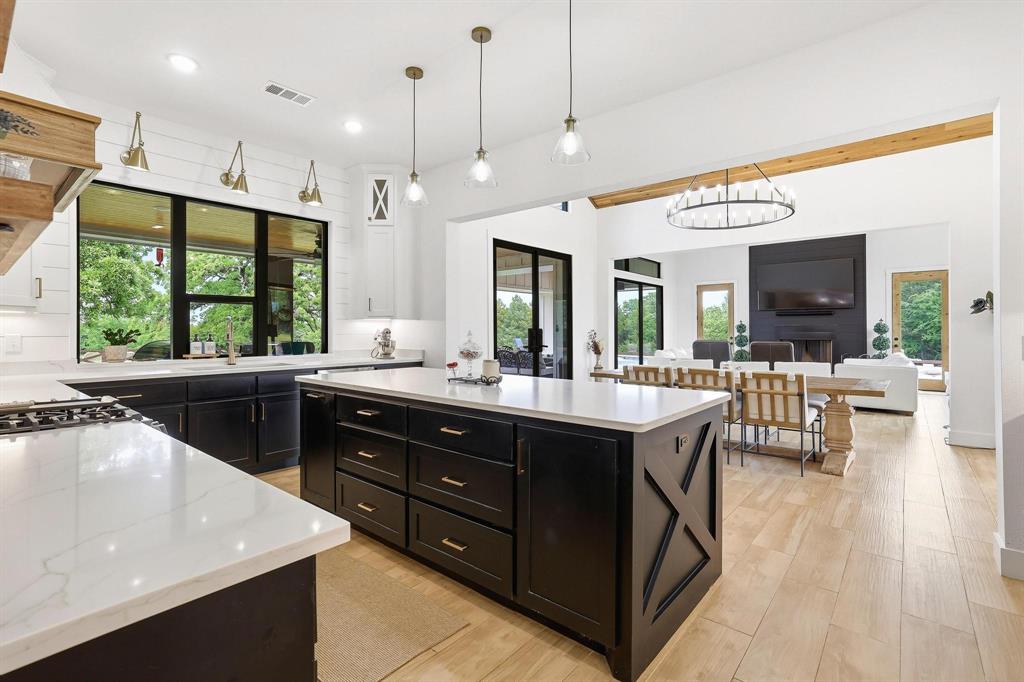 Tinsley Tam - Residential