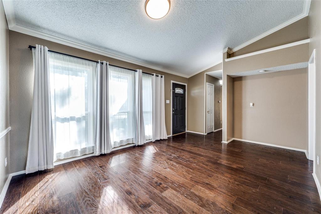 Looking for the perfect rental property to host your holiday gatherings? This beautifully laid out open concept living room and covered patio is perfect for you and your family. Both the kitchen and living room are perfect for cooking and hosting, or just everyday living. This backyard is perfect for family fun, or just outdoor living. The property has been pristinely taken care of and is move in ready. We make the application  process seamless and easy.