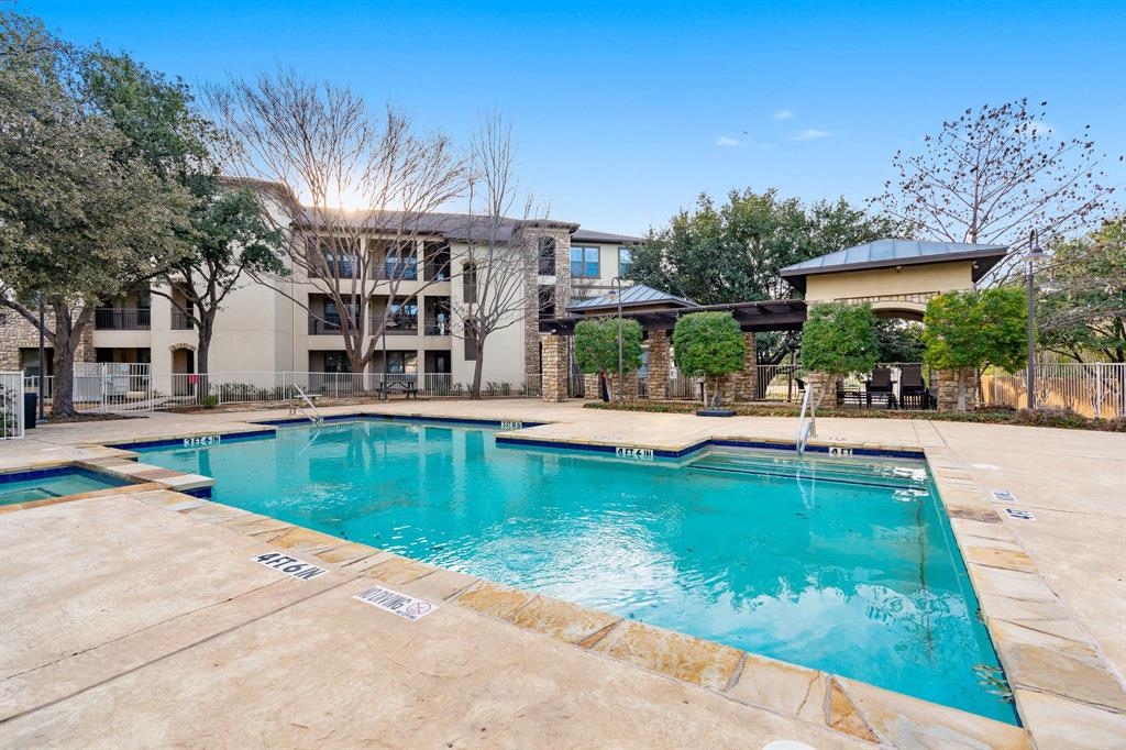 Lewisville Water's Edge II Condominium - Residential
