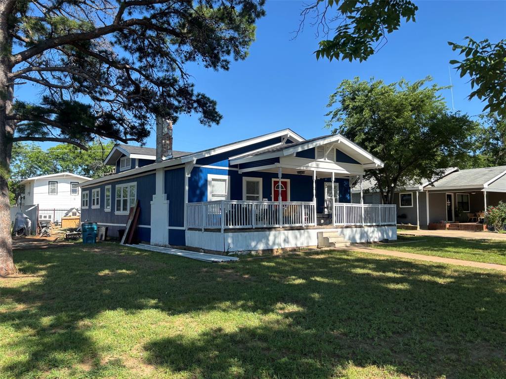 3 bedroom 2 bath home remodeled in 2025. Large corner lot. Roof completely redone in April of 2025. AC with heat pump installed with new duct in June of 2025. Exterior was freshly repainted in April of 2026. Interior and exterior walls insulated. Blow-in attic insulation. Open concept living space with lots of natural light from the windows.