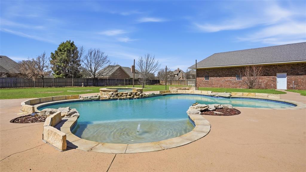 Lakes At Saddle Creek Sub - Residential