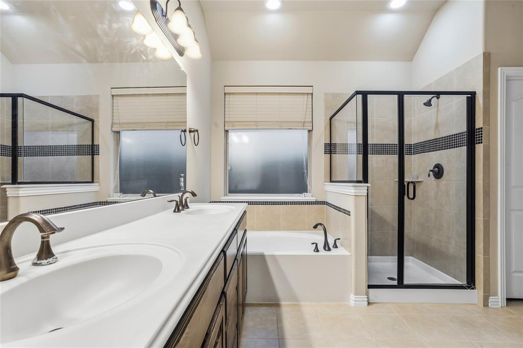 HEIGHTS AT WESTRIDGE PHASE V - Residential