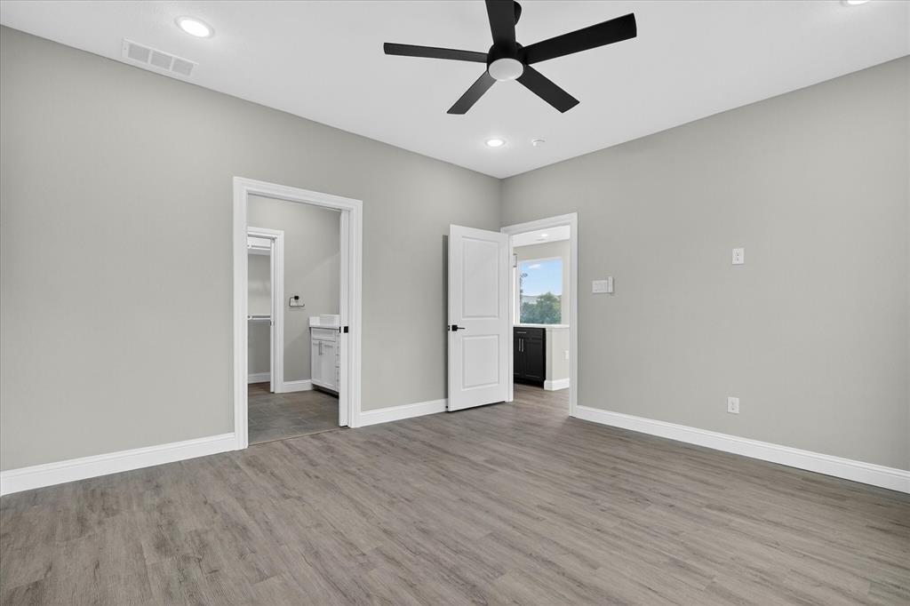 Carrier Parkway Townhomes - Residential