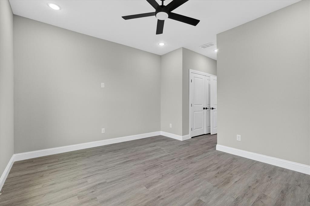 Carrier Parkway Townhomes - Residential