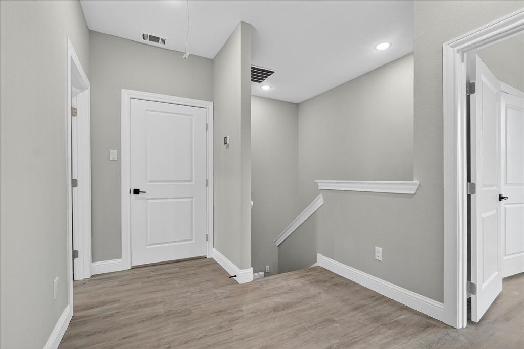 Carrier Parkway Townhomes - Residential