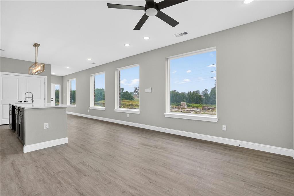 Carrier Parkway Townhomes - Residential