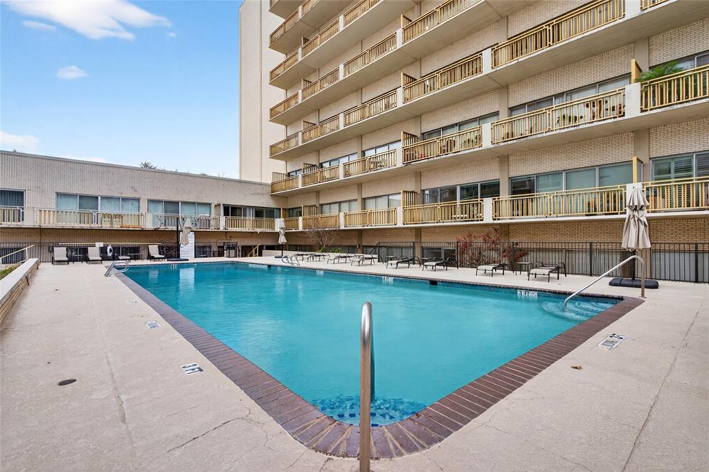Preston Tower Condominium - Residential
