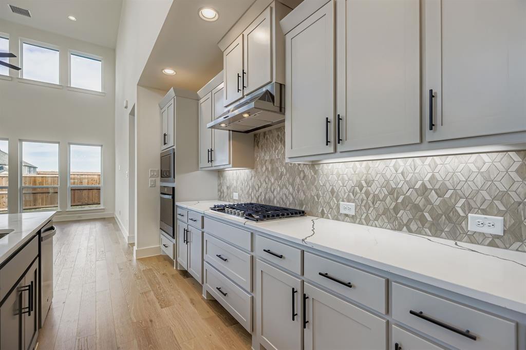 Ten Mile Creek - Residential