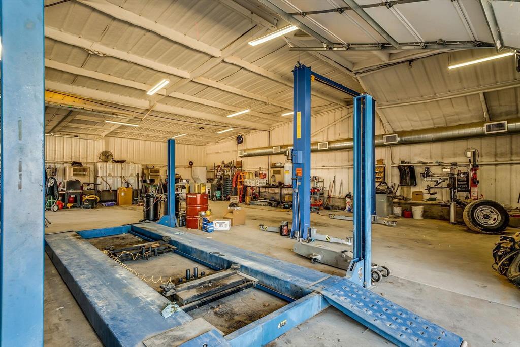 Lindsey DBA: Jack County Auto Sales - Commercial Sale