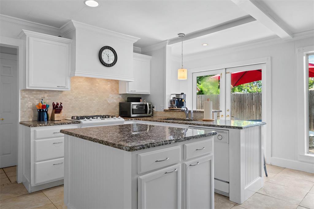 Oak Hollow Arlington - Residential