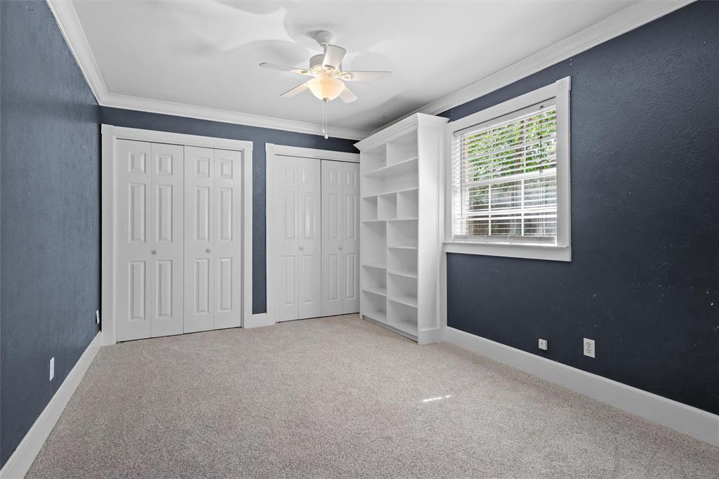 Oak Hollow Arlington - Residential