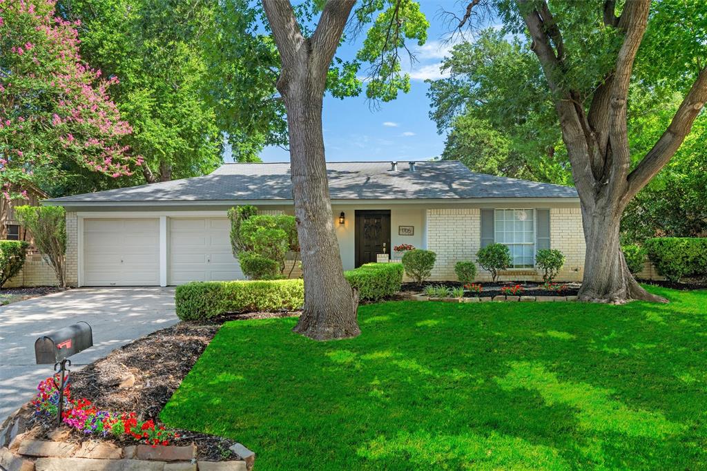 Oak Hollow Arlington - Residential