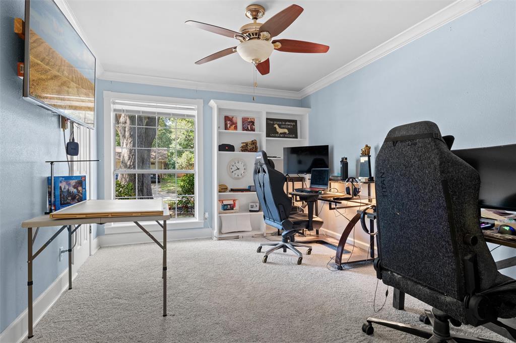 Oak Hollow Arlington - Residential
