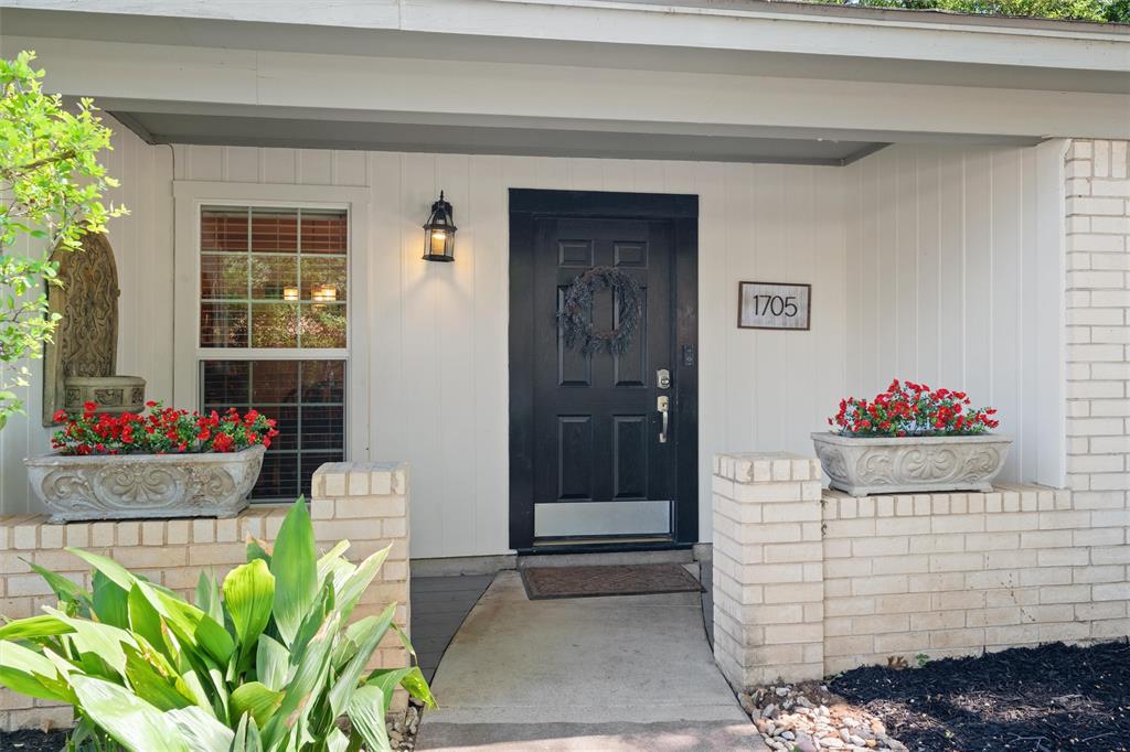 Oak Hollow Arlington - Residential