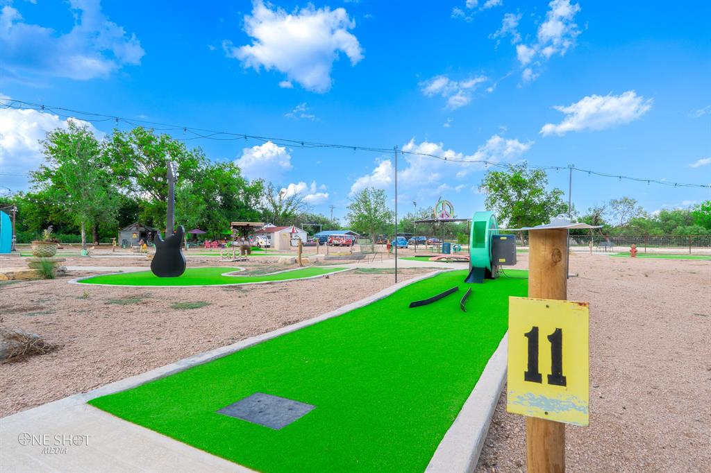 Original Town Coleman - Commercial Sale