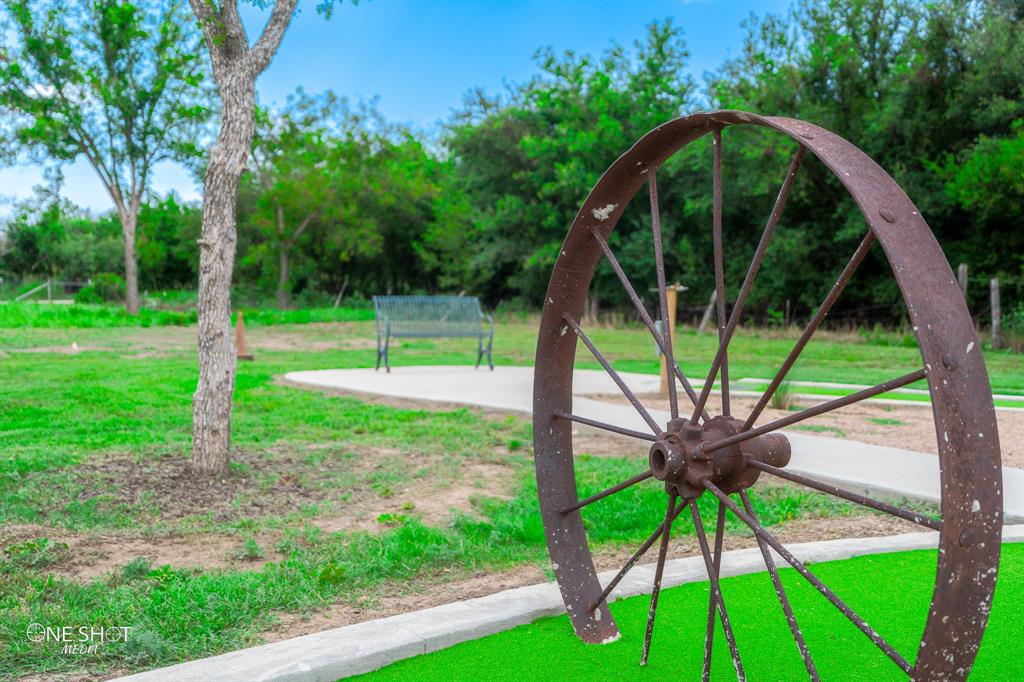 Original Town Coleman - Commercial Sale