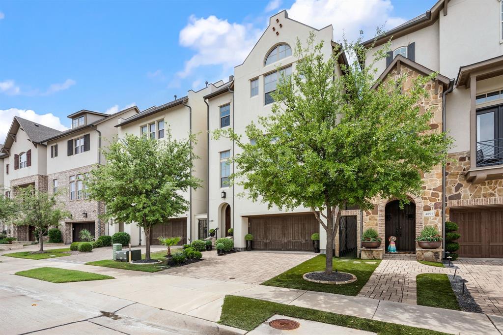 Vue Las Colinas - Residential