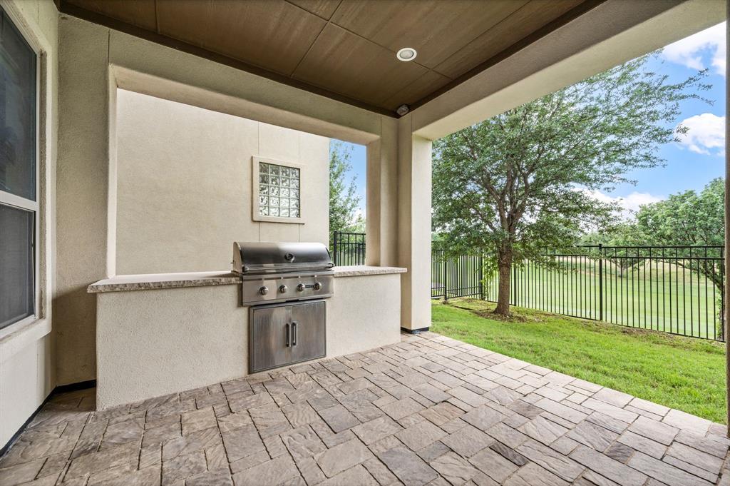 Vue Las Colinas - Residential