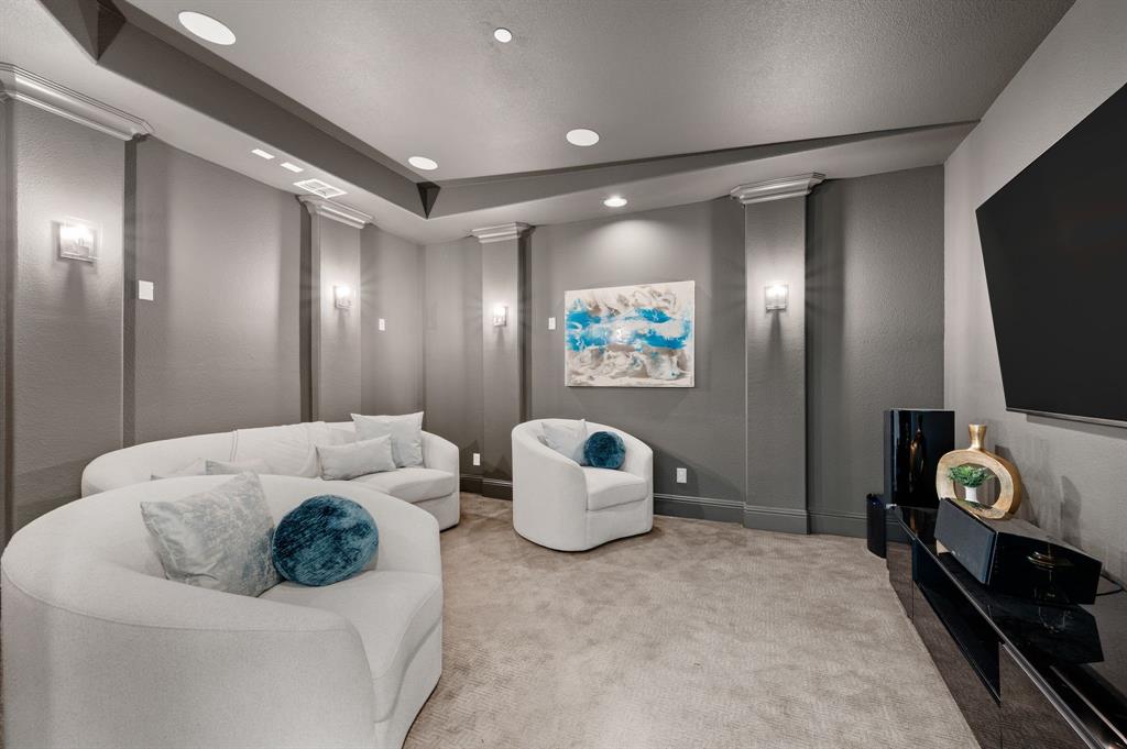 Vue Las Colinas - Residential