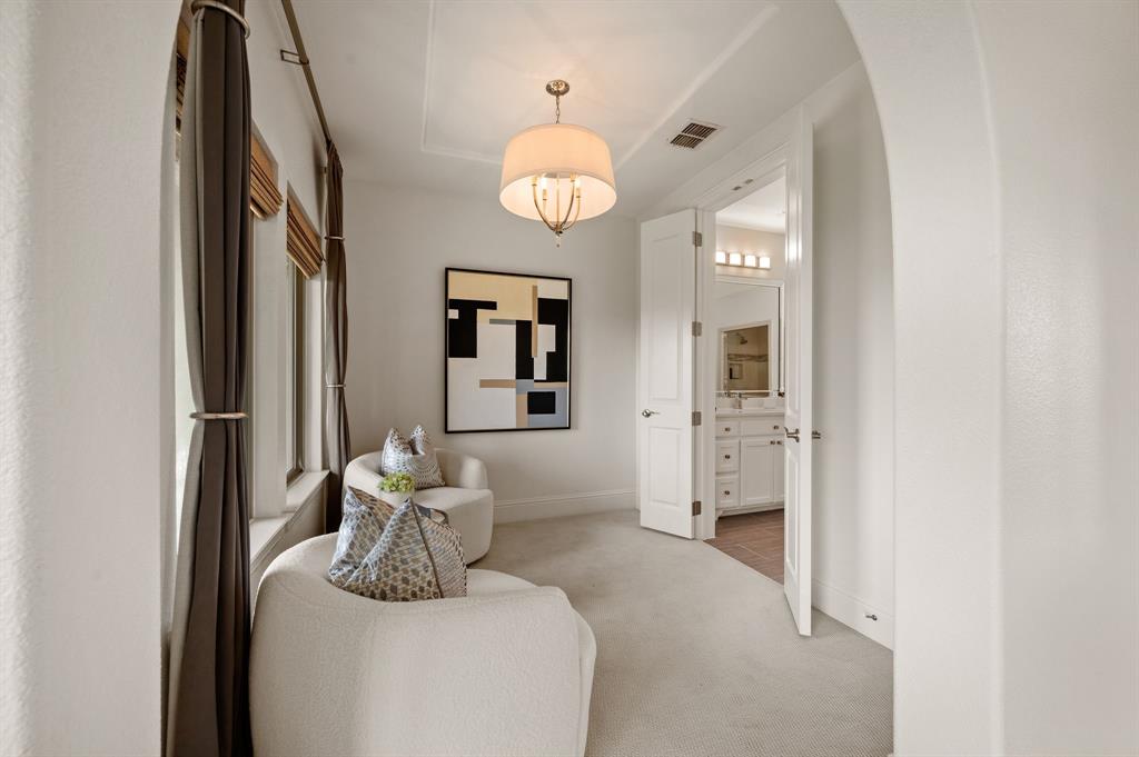 Vue Las Colinas - Residential