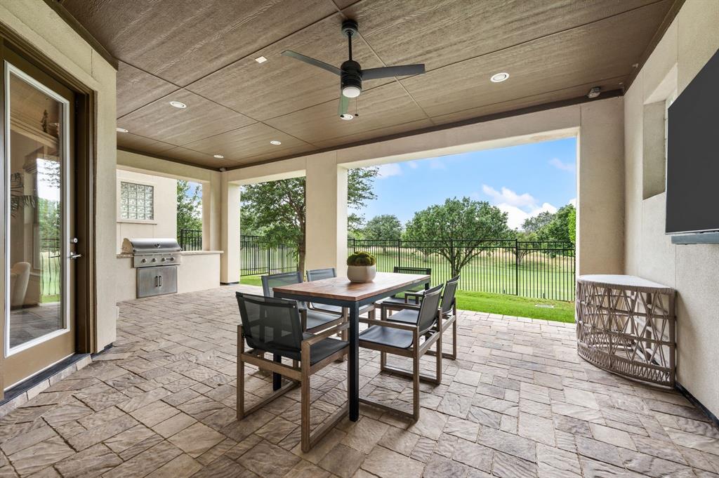 Vue Las Colinas - Residential