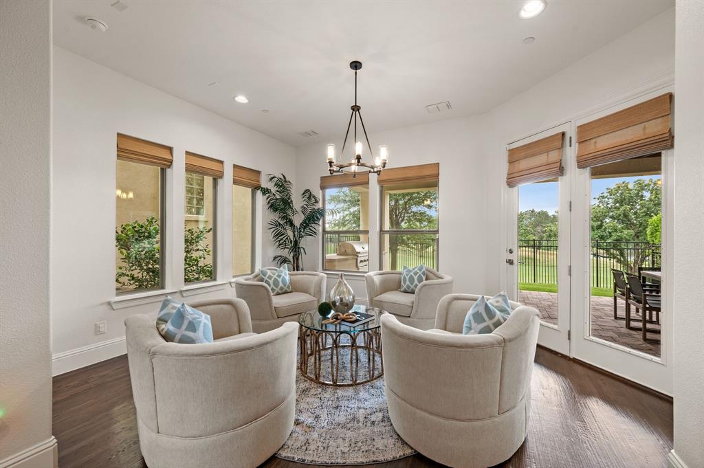 Vue Las Colinas - Residential