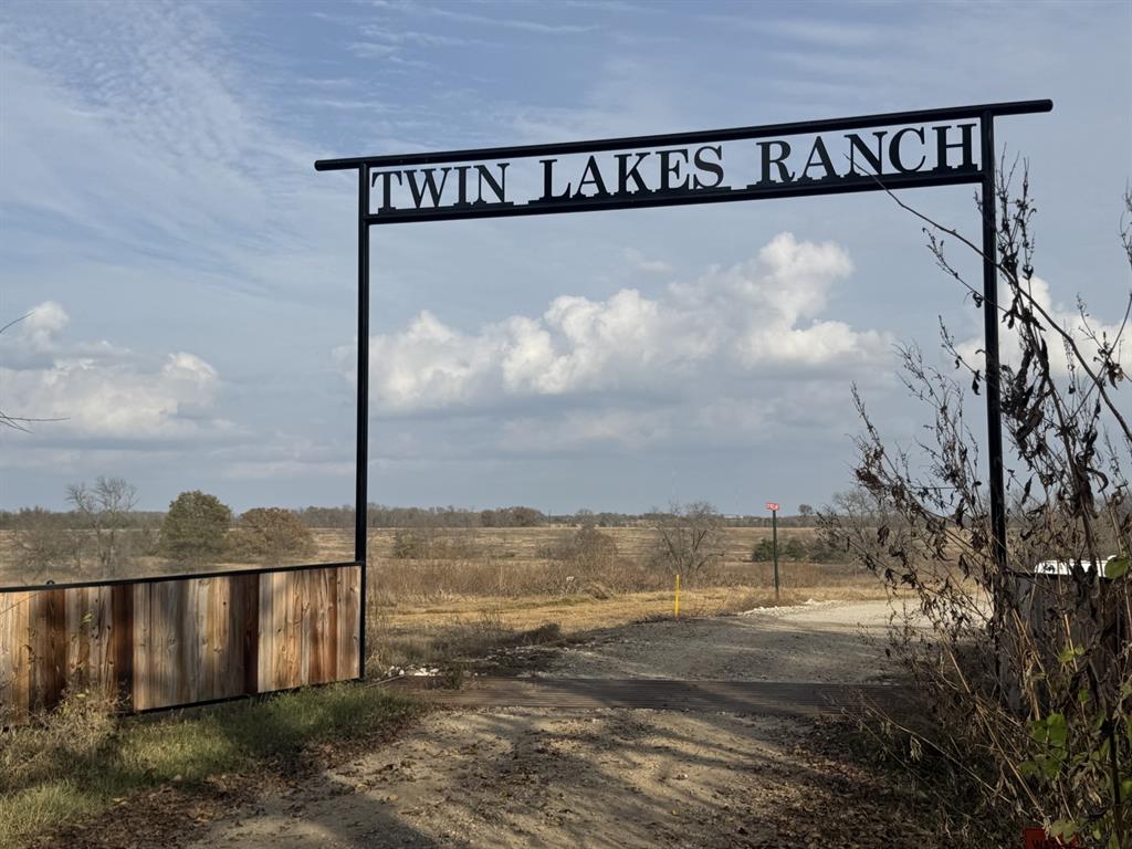 Located just 5 miles south of Paris, TX, this beautiful 10.01± acre property offers the perfect blend of open space and natural charm. The land features mostly open terrain with a small cluster of trees surrounding a pond, with its level topography, the property provides excellent usability and easy development potential. Whether you’re looking for a homesite or a weekend retreat this versatile acreage delivers rural setting while keeping you close to town.