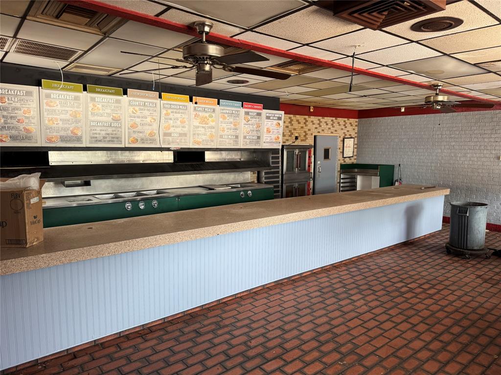 Sambos Restaurant Inc - Commercial Sale