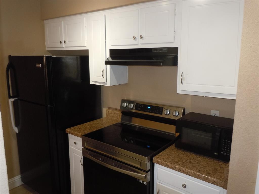 Woodhaven Condo - Residential Lease