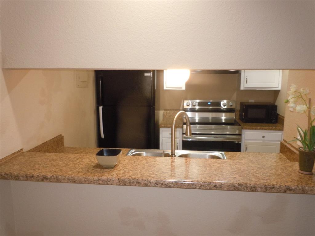 Woodhaven Condo - Residential Lease