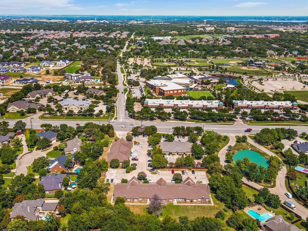Shady Oaks - Commercial Sale