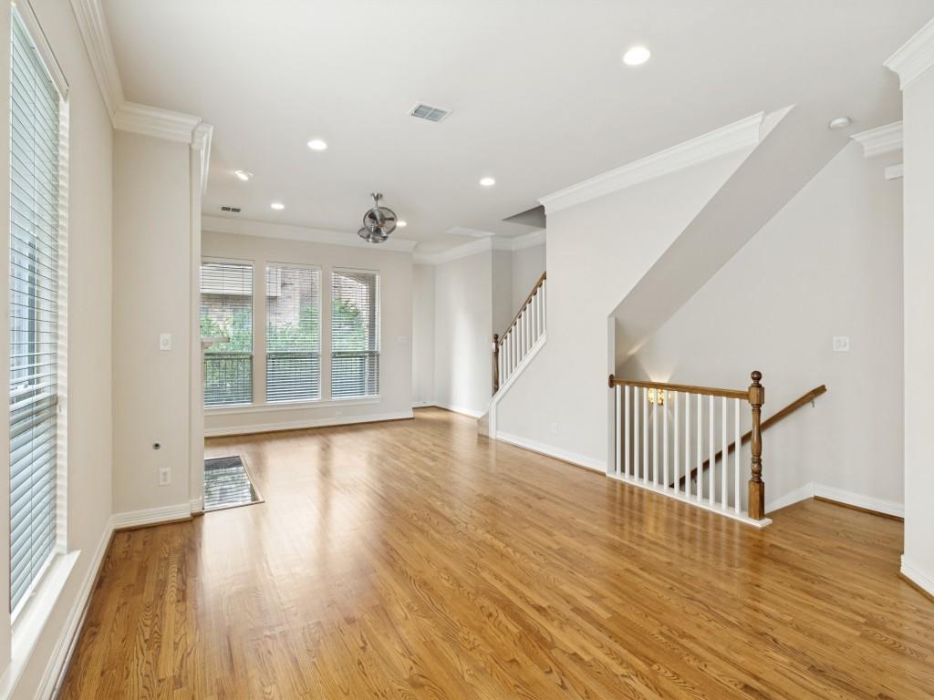 Holland Ave Sec 02 - Residential