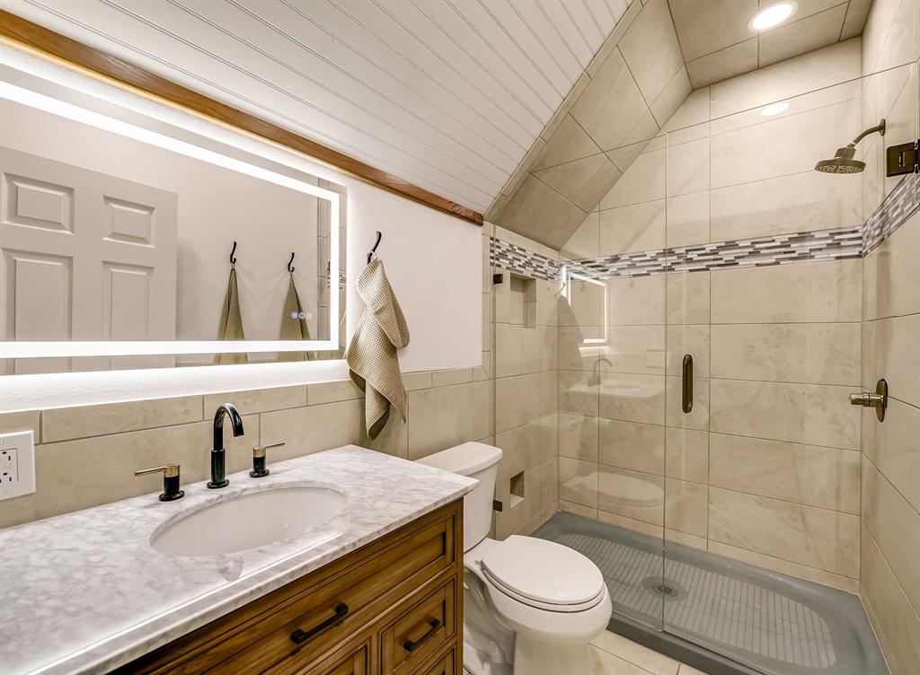HART MARTIN D A-G0484 - Residential