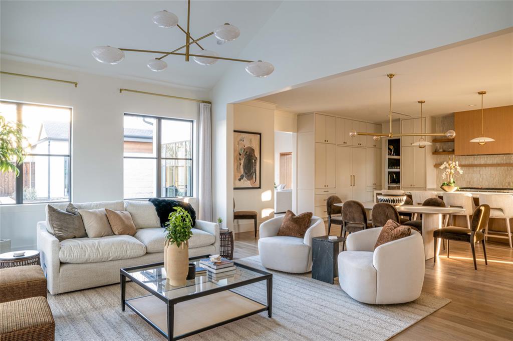 Walnut Crest - Residential