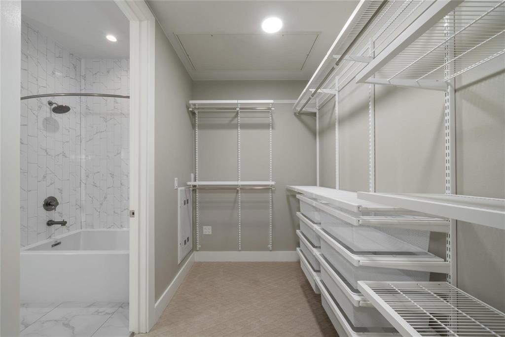 OLIVER PLACE - Residential Lease