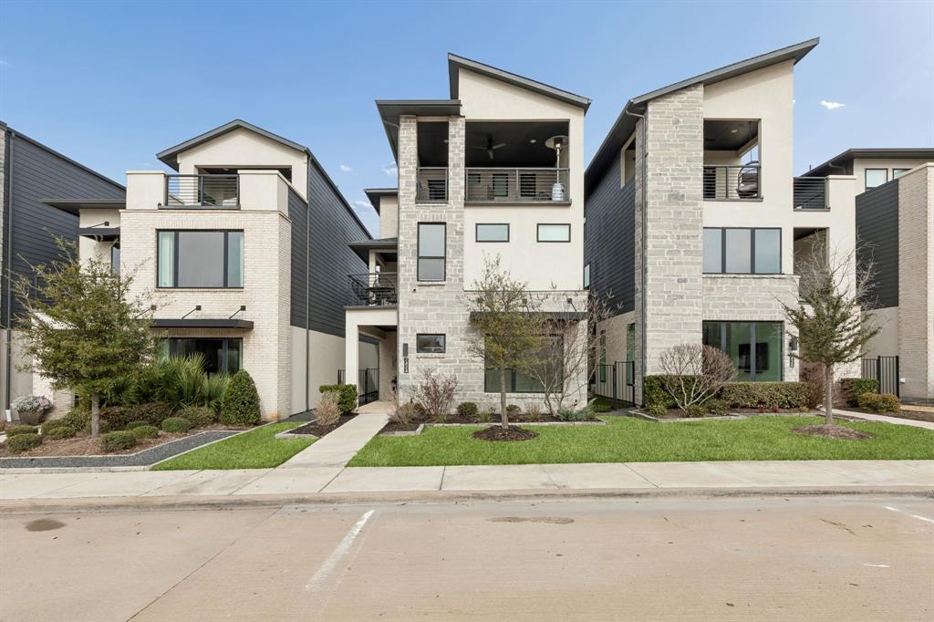 Danielle At Craig Ranch, The - Residential