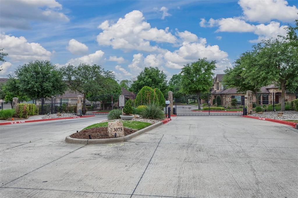 Villas At Willow Grove - Residential