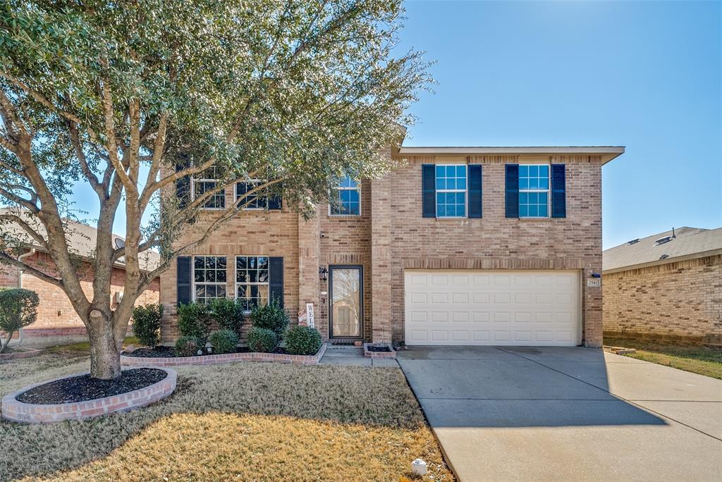 Welcome to this beautifully updated two-story home located in the desirable Creekside Estates subdivision of Fort Worth. Featuring 4 spacious bedrooms, 2.5 bathrooms, and two separate living areas, this home offers a versatile layout perfect for families, entertaining, or working from home.
Step inside to find fresh interior paint, brand-new flooring, and a bright open feel throughout. The kitchen has been upgraded with new stainless-steel appliances, modern granite countertops. The living rooms provide flexible space for a media room, playroom, or additional lounge area. The oversized garage offers extra storage and convenience, ideal for larger vehicles. The backyard includes a brand new storage shed. Located in a well-established neighborhood with easy access to shopping, dining, schools, and major highways, this move-in-ready home combines comfort, upgrades, and location.
Buyer and Buyer's agent to verify all information.