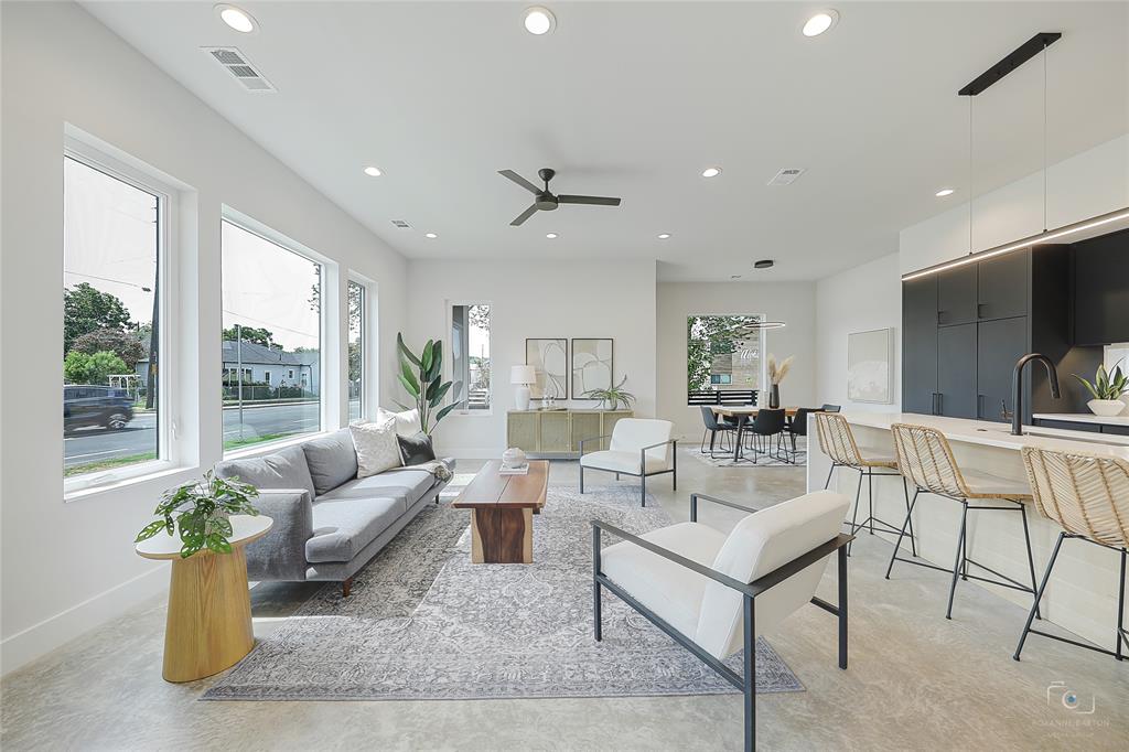 George J Bryans Rev - Residential Lease