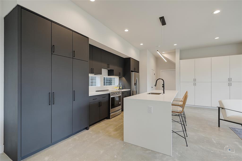 George J Bryans Rev - Residential Lease