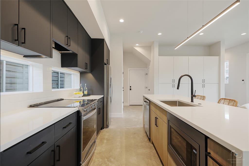 George J Bryans Rev - Residential Lease