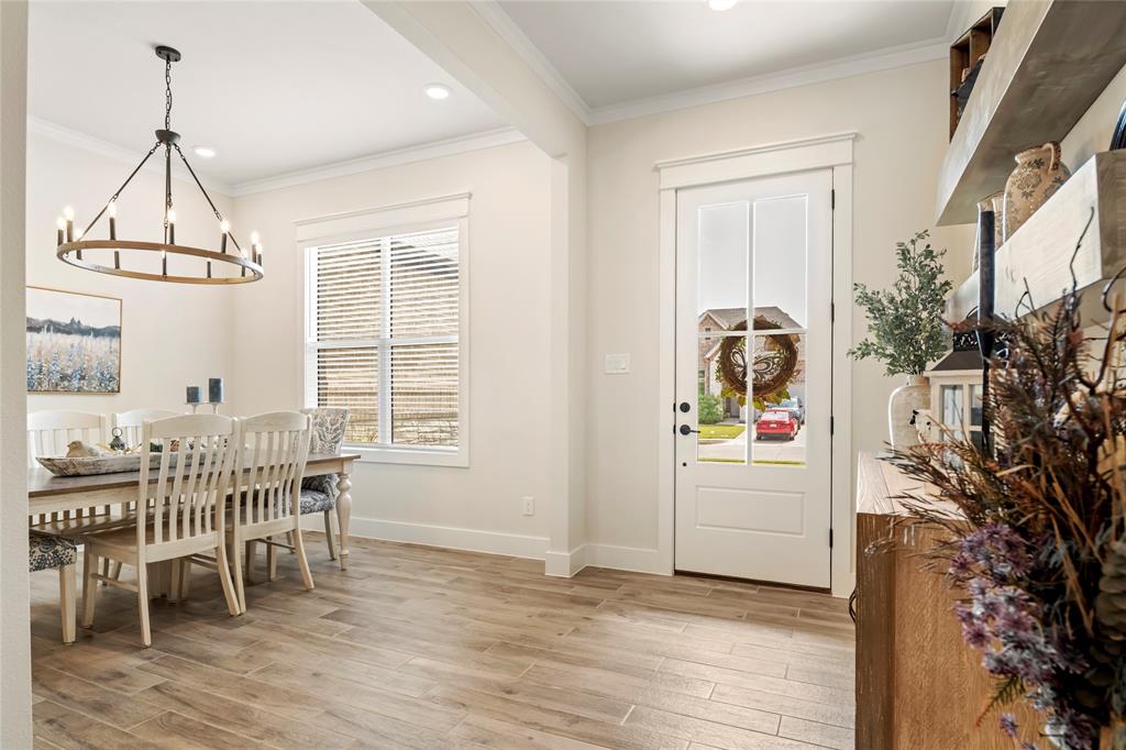Lincoln Pointe - Residential
